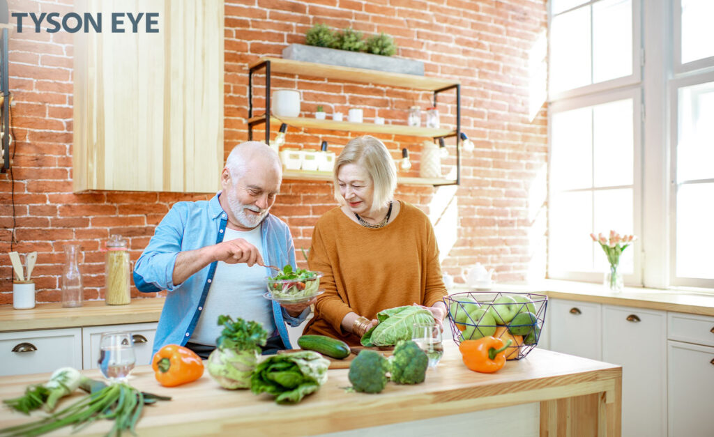 What to Eat for Healthier Vision in the New Year , couple making healthy food